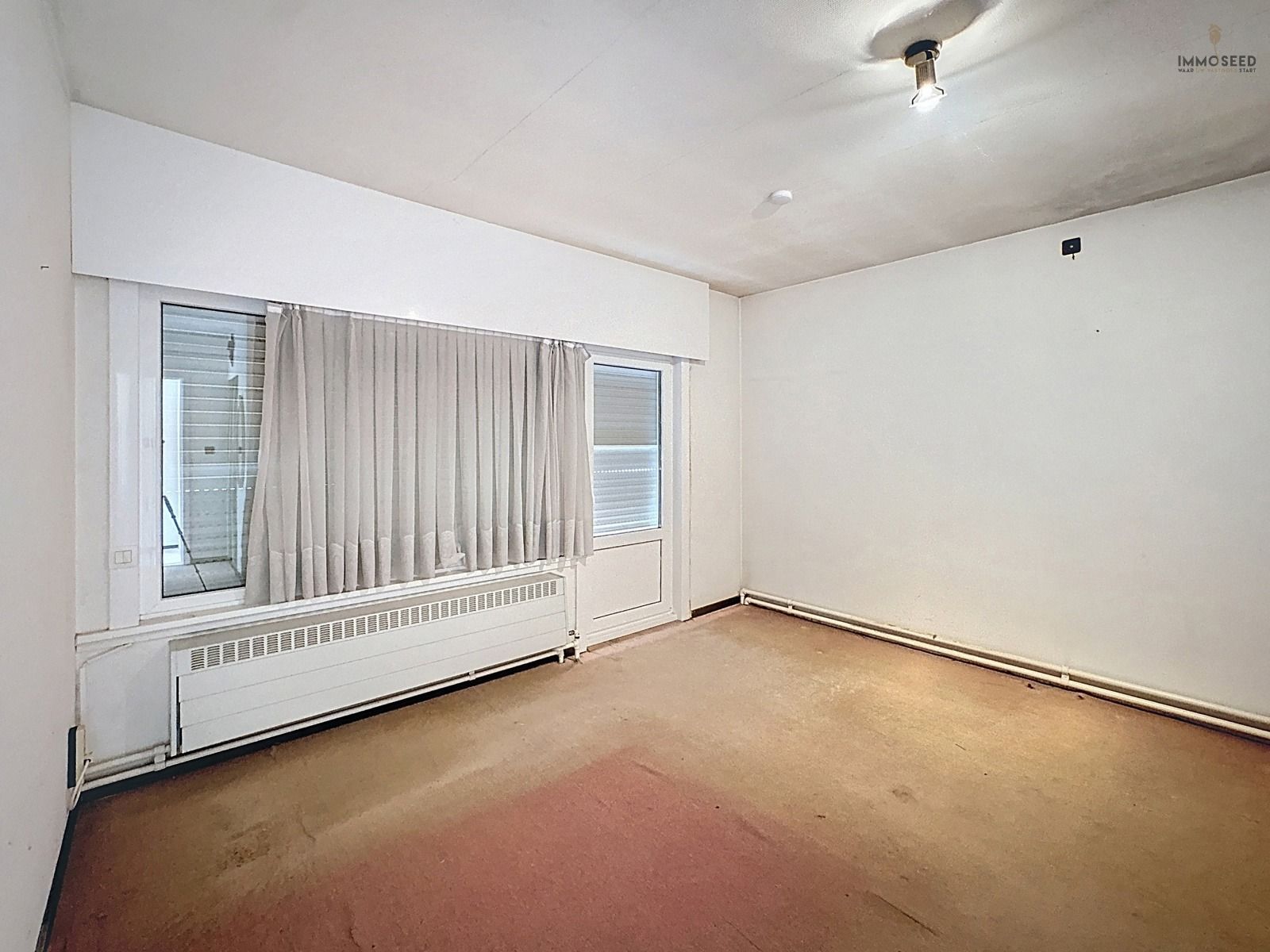 Te renoveren villa met weids uitzicht  foto 12