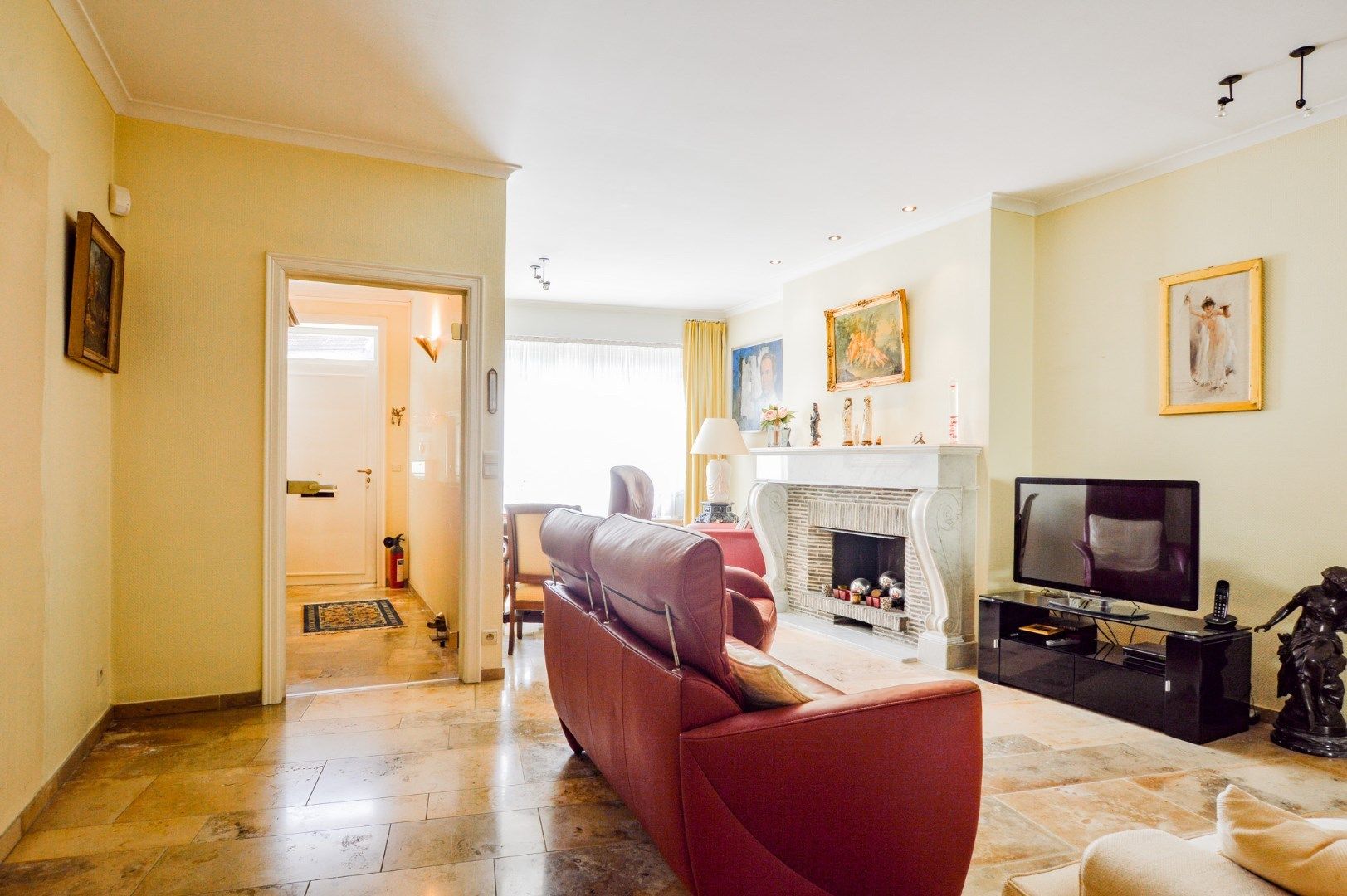 Verrassend ruime stadswoning (bew. opp. 216 m²) op toplocatie in de Brugse binnenstad foto 3
