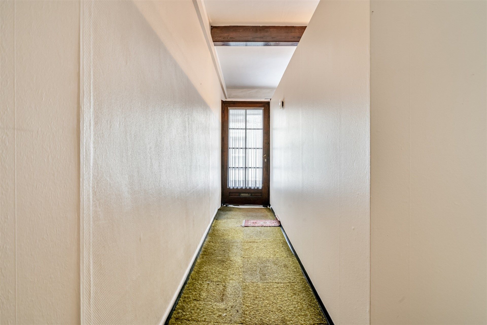 Gunstig gelegen woning met 2 slaapkamers en tuin foto 2
