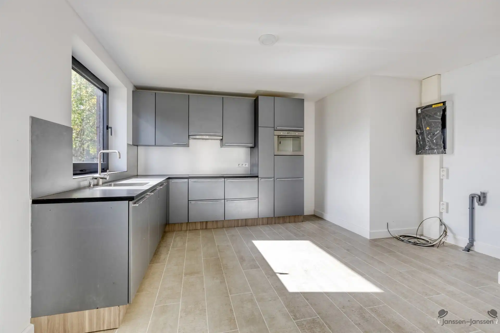 nieuwbouw met 4/5slaapkamers zonder BTW foto 9