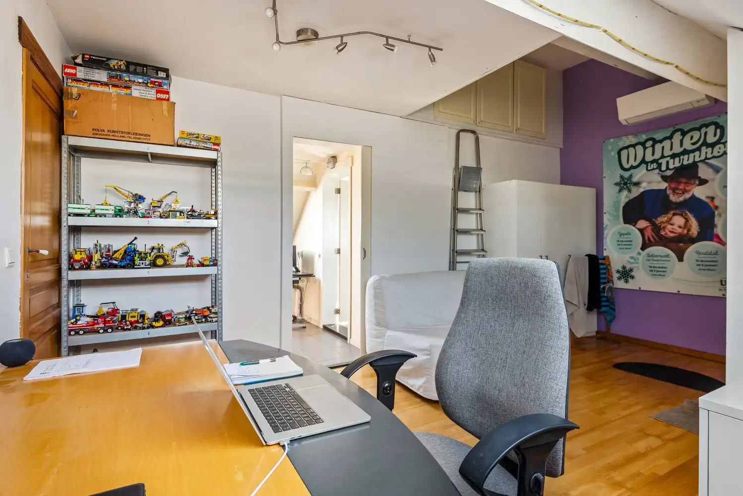Karaktervolle hoeve met 4 slaapkamers, magazijn en ruime tuin te Lint foto 17