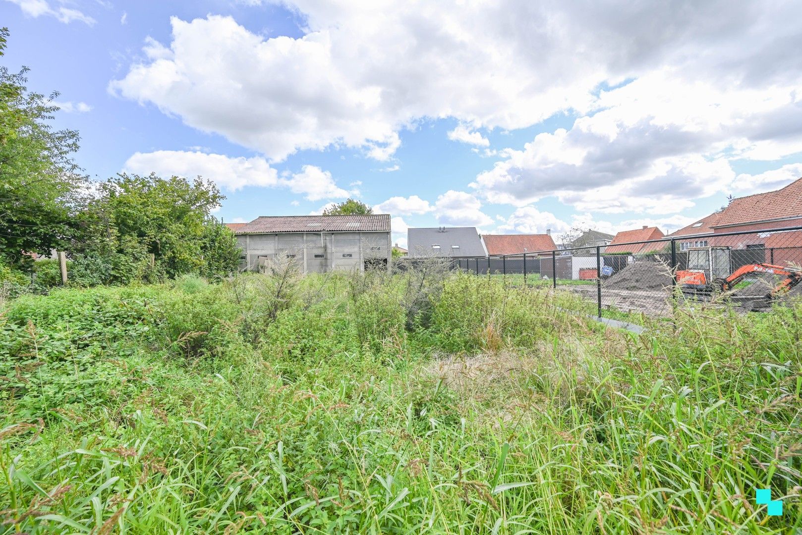 Bouwgrond voor villabouw in doodlopende straat foto 5