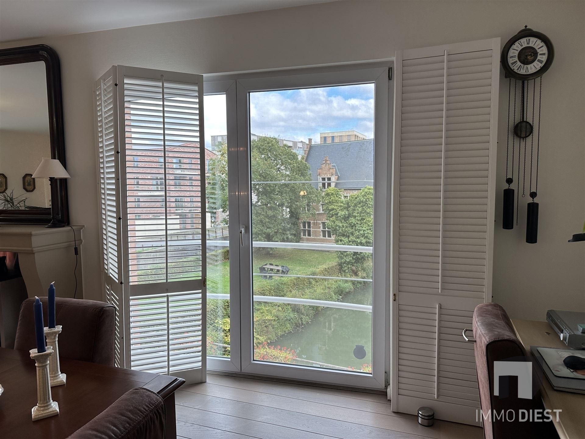 Villa appartement met zicht op de Ezeldijkmolen - 3 slpks, terras en parking foto 18