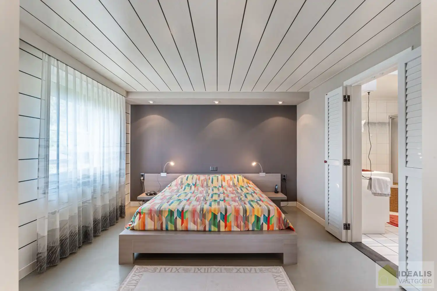 //INVESTERING – NIET VOOR EIGEN GEBRUIK// UITERST GOED ONDERHOUDEN GEZINSWONING OP EEN PRACHTIG, GROEN EN RUSTIG PERCEEL VAN MAAR LIEFST 11A &nbsp;MET LICHTRIJKE WOONKAMER, 3 KNAPPE SLAAPKAMERS, BADKAMER, AFGEWERKTE ZOLDERVERDIEPING EN ONDERGRONDSE GARAGE foto 20