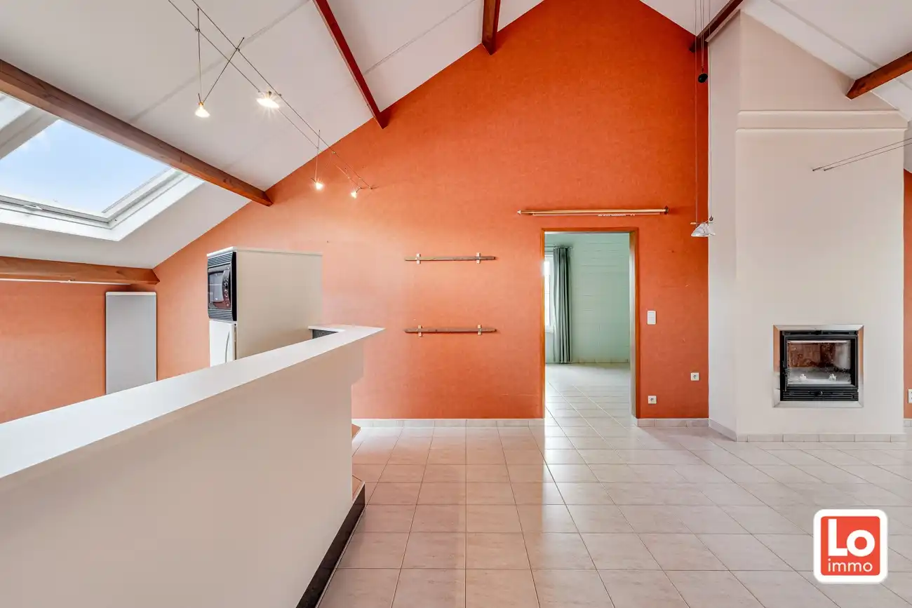 Degelijke open (kangoeroe)woning met inpandige garage en gezellige zuidwest georiënteerde tuin op een rustige locatie nabij het centrum van Lochristi! foto 22