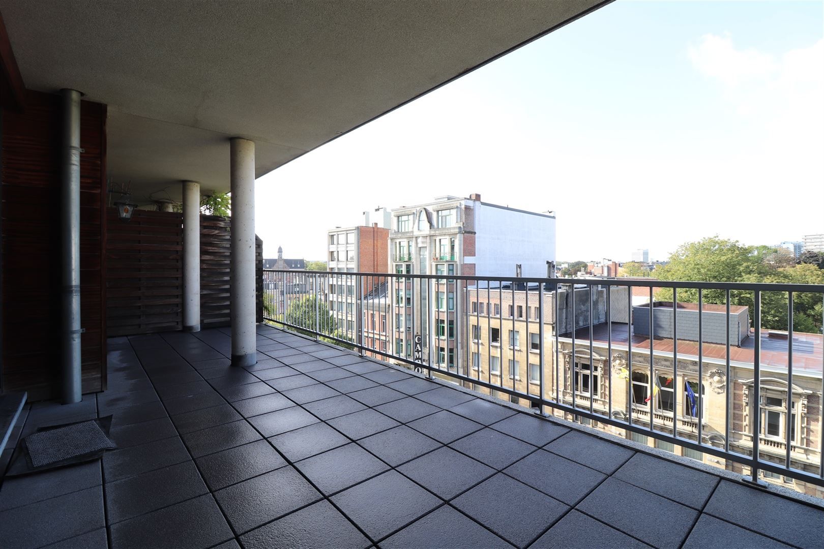 Ruim appartement met 3 slaapkamers en 2 terrassen  foto 7