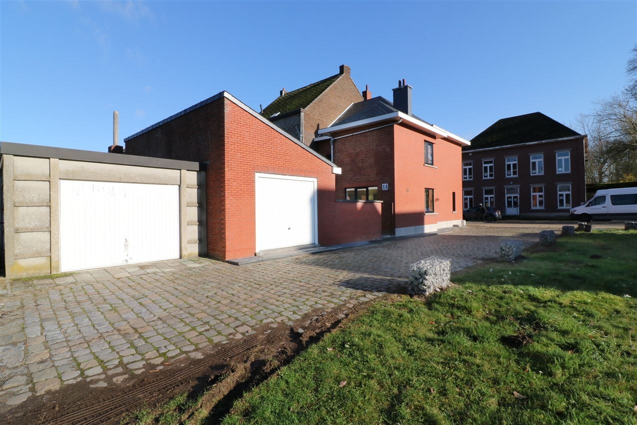 karaktervol, 3 grote slaapkamers, zuidterras, nabij station en natuur foto 32