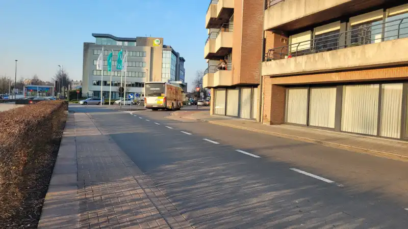 Garage te koop foto 11