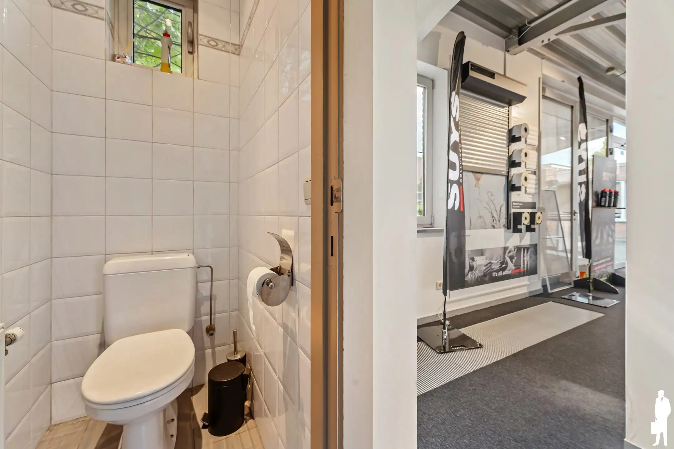 Winkelruimte / showroom te huur van ca. 240 m²  foto 16