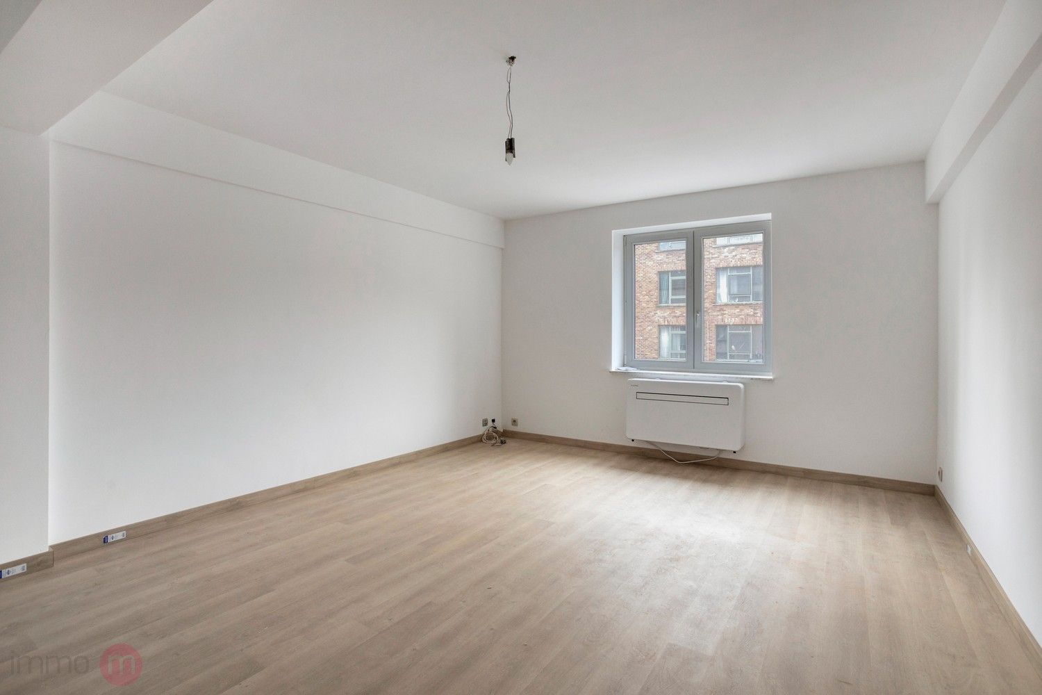 Volledig vernieuwde, instapklare studio in hartje Leuven met afgesloten garagebox – rustig gelegen pareltje! foto 8