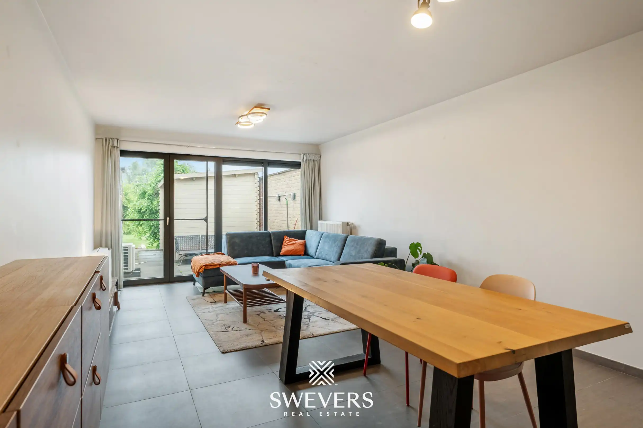 Instapklaar, gelijkvloers appartement met ruim terras en groen zicht in Hasselt foto 2