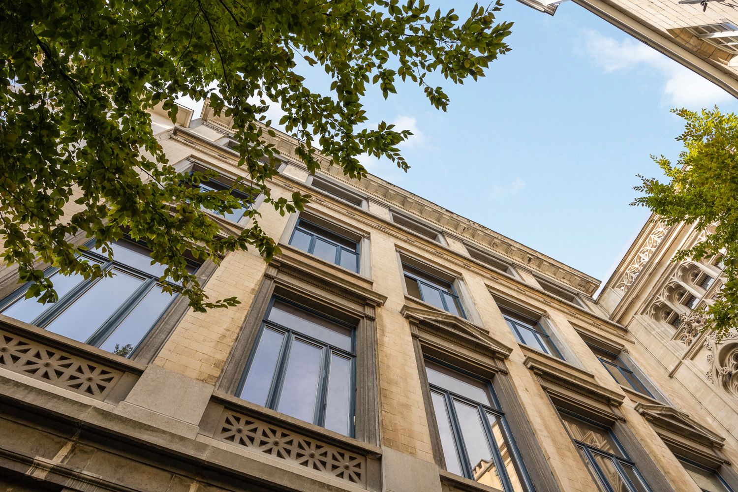 Verborgen parel op rustige toplocatie in hartje Antwerpen aan de Handelsbeurs, nabij de Meir foto 2