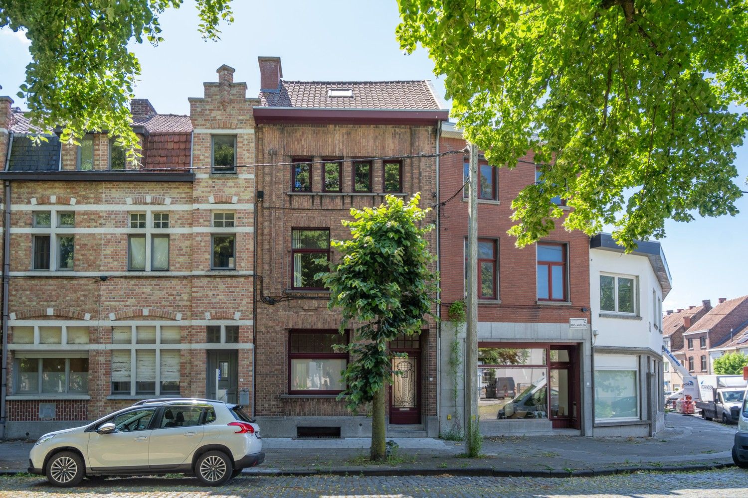 ()=>{if(producerUpdateValueVersion(node),producerAccessed(node),node.value===ERRORED)throw node.error;return node.value} Sint-Jansplein 10 - 8500 Kortrijk