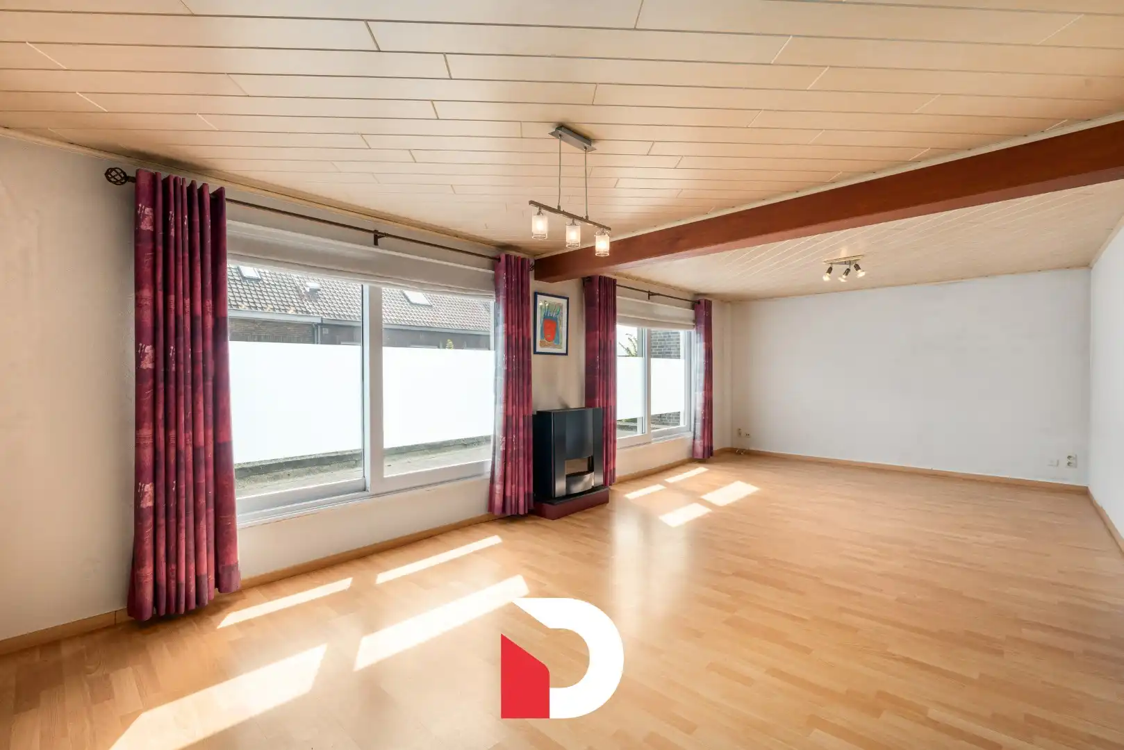 Polyvalente woning met tuin en atelierruimte foto 3