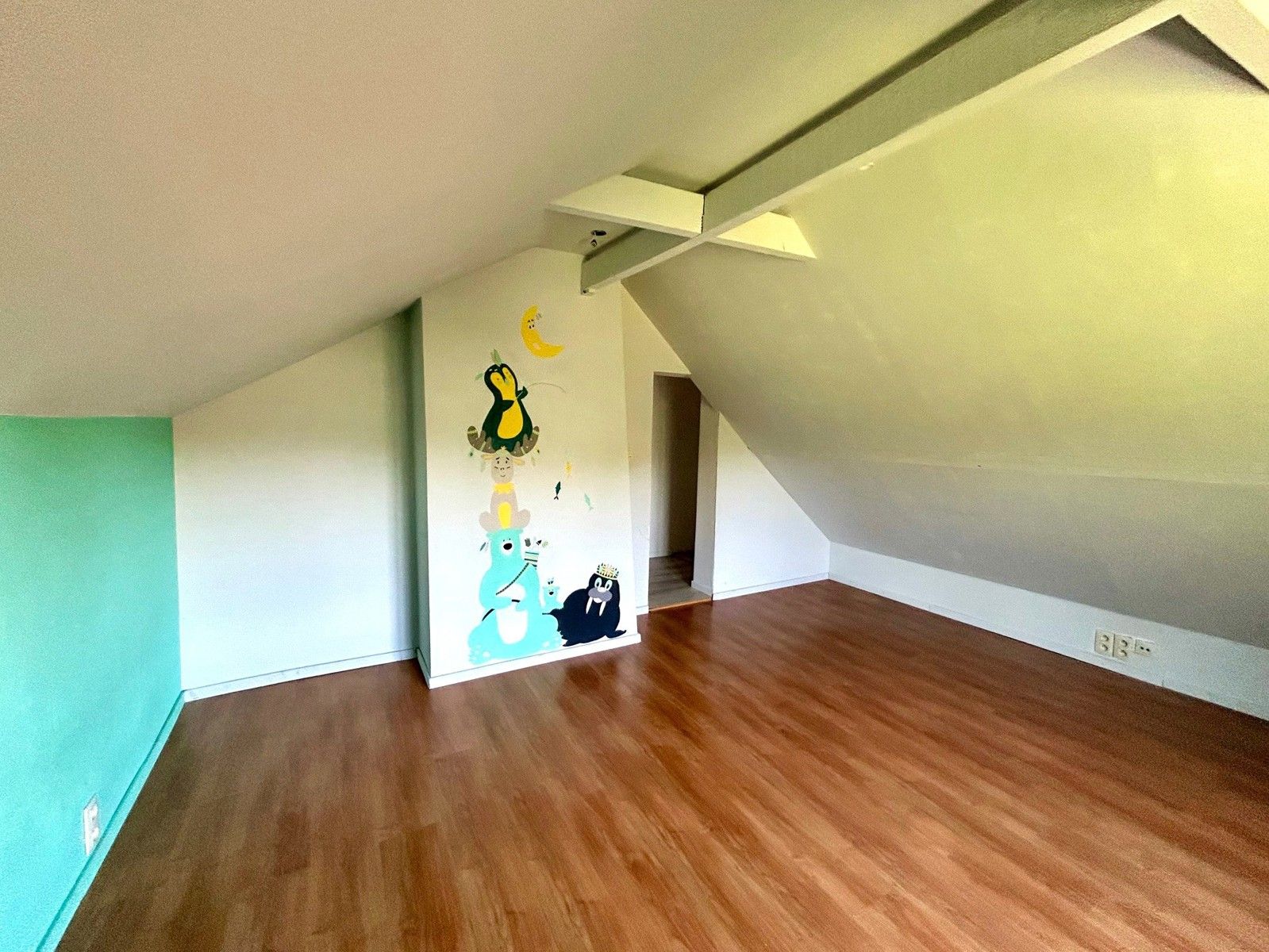 Karaktervolle gezinswoning met 4 slaapkamers en tuin foto 23