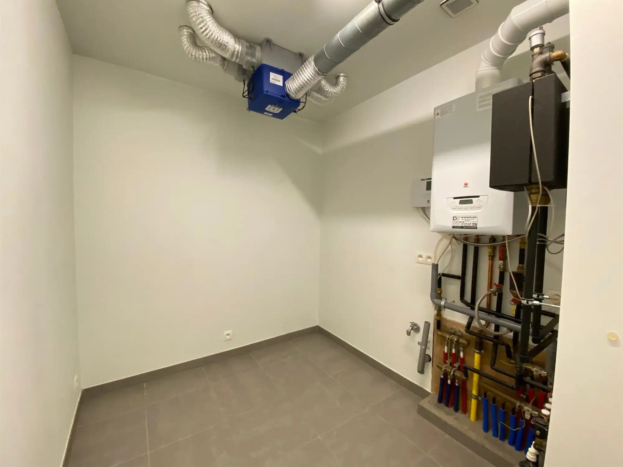 Appartement met twee slaapkamers in een rustige en mooie residentie  foto 8