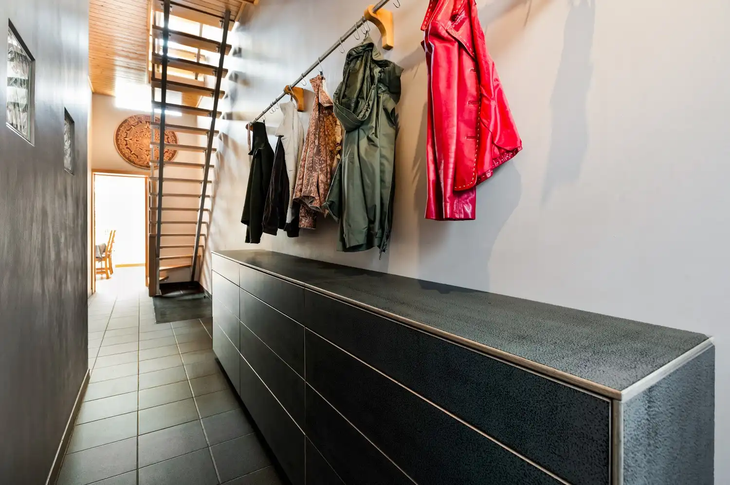 Gezellige woning met 3 slaapkamers en tuin met vijver in Wijnegem foto 9