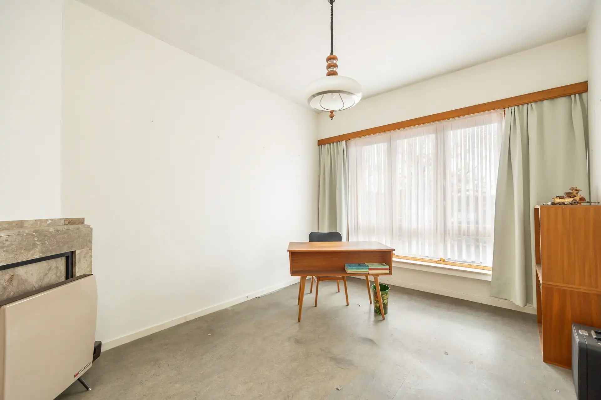 Te renoveren woning met potentieel in de Letterkundestraat! foto 22