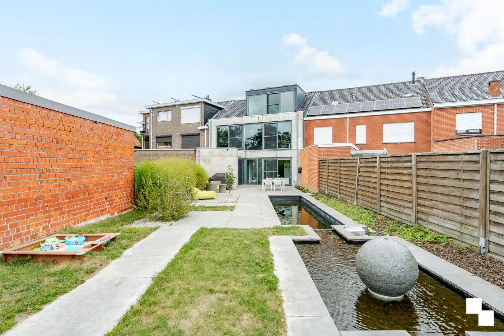 Industriële loft/woning op perceel van 460m² nabij centrum Izegem foto 3