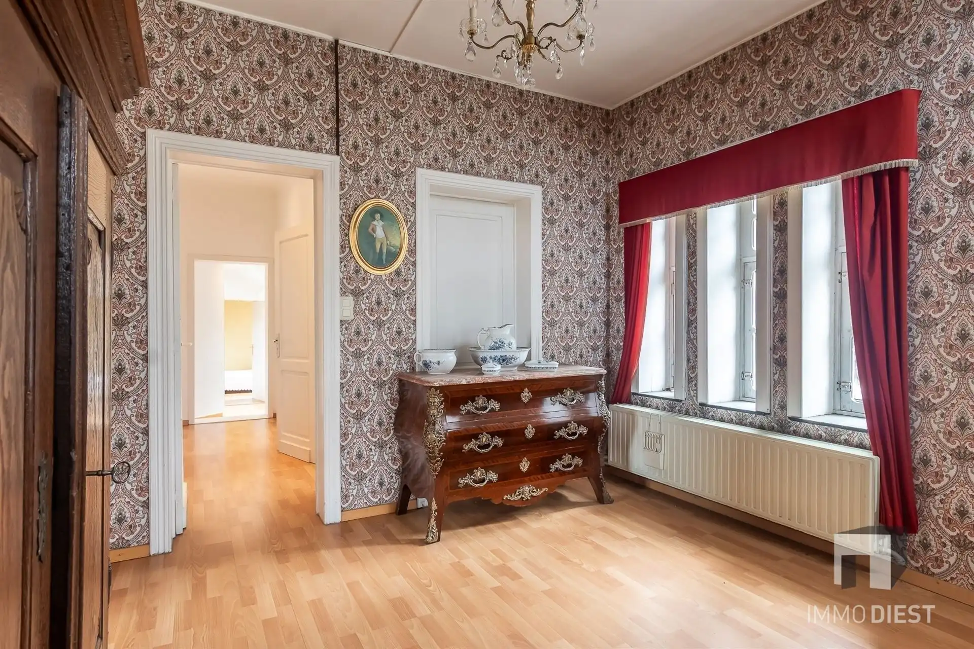 Elegante woning met vele mogelijkheden, gezellige tuin en dubbele garage foto 33