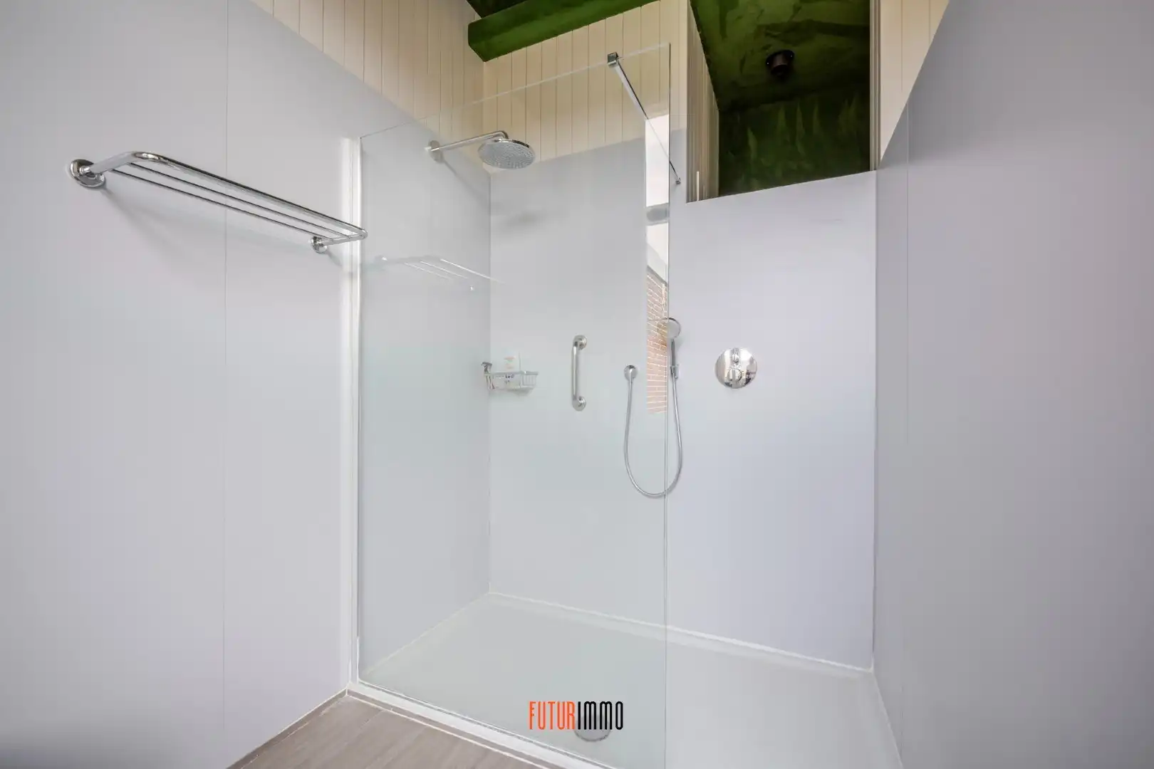 Unieke herenwoning met praktijk in hartje RSL foto 20