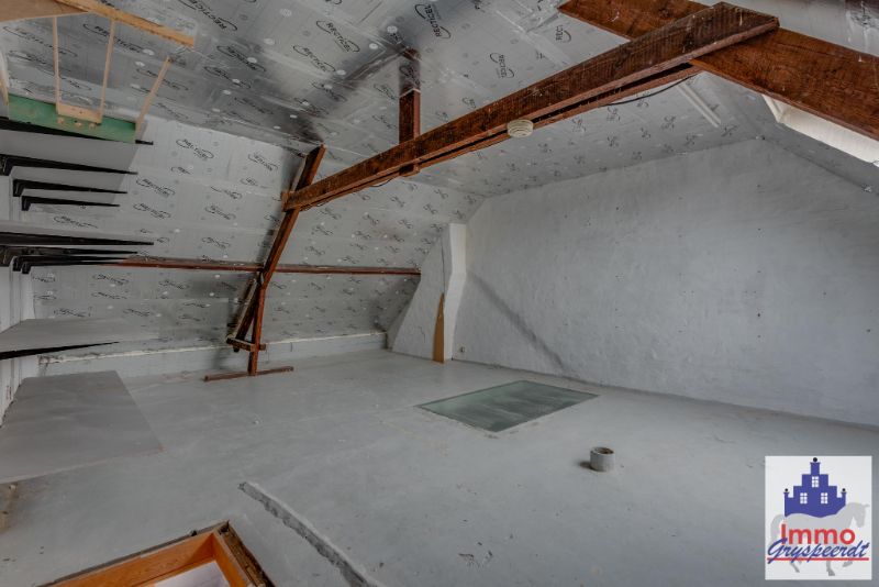 Roeselare nabij het stadspark :gezellig 2 slpk instapklaar appartement met terras foto 13