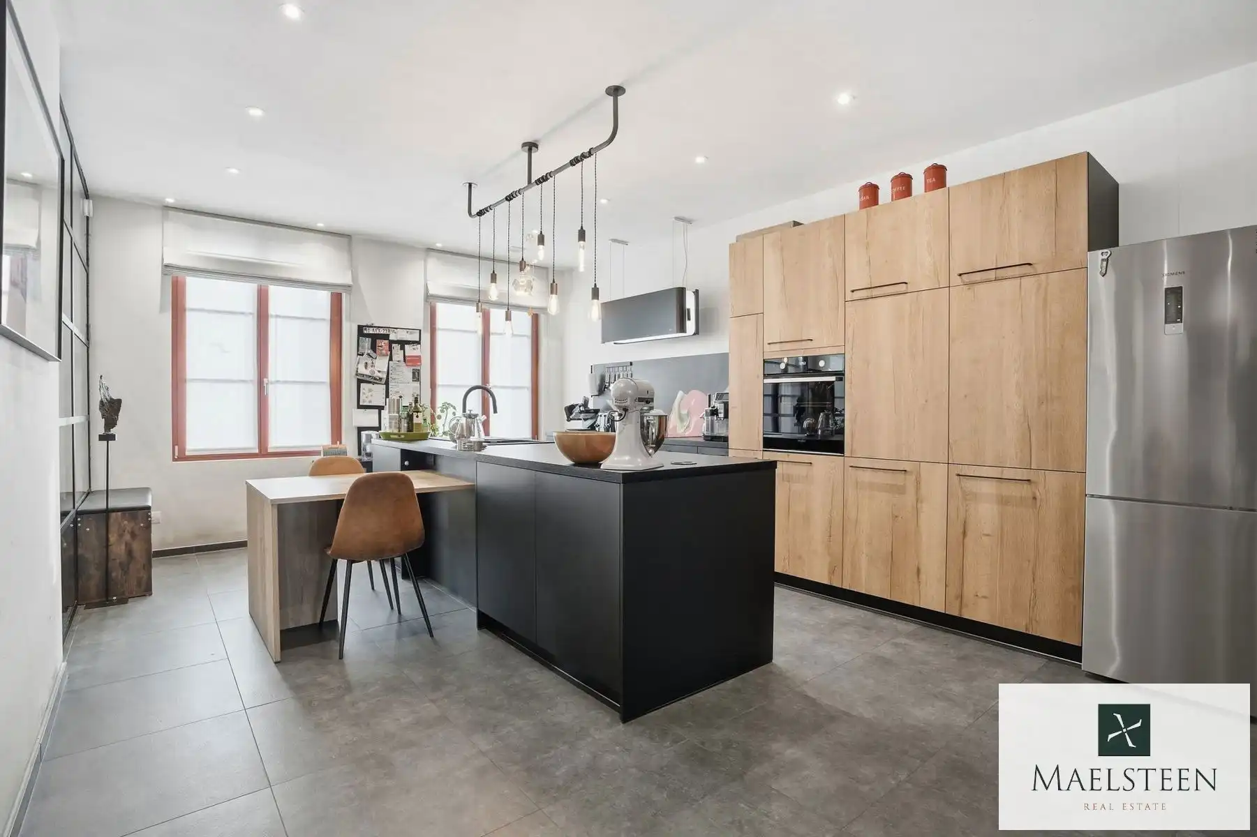 Ruime, instapklare stadswoning in de binnenstad van Brugge foto 16