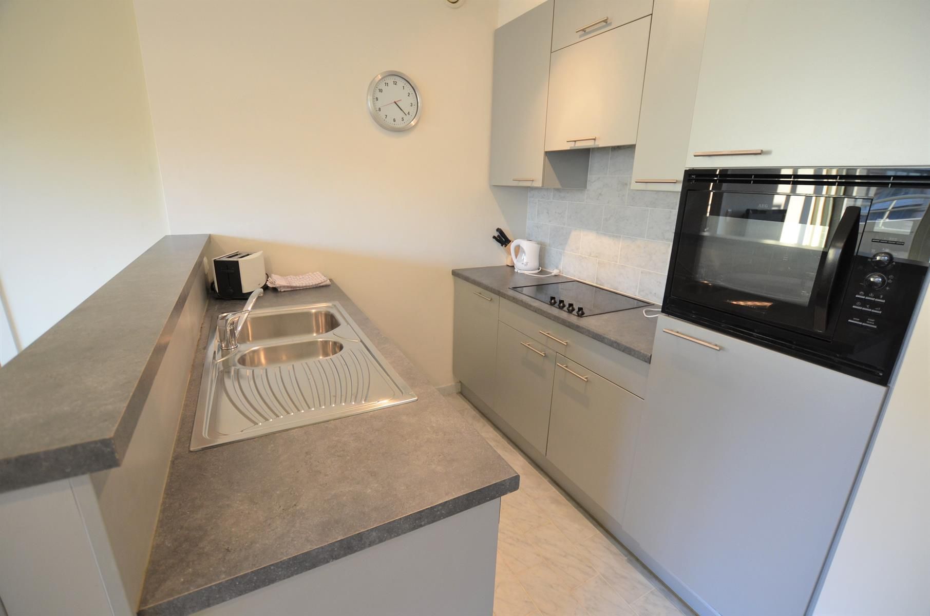 Twee slaapkamer appartement (Europese wijk) foto 5