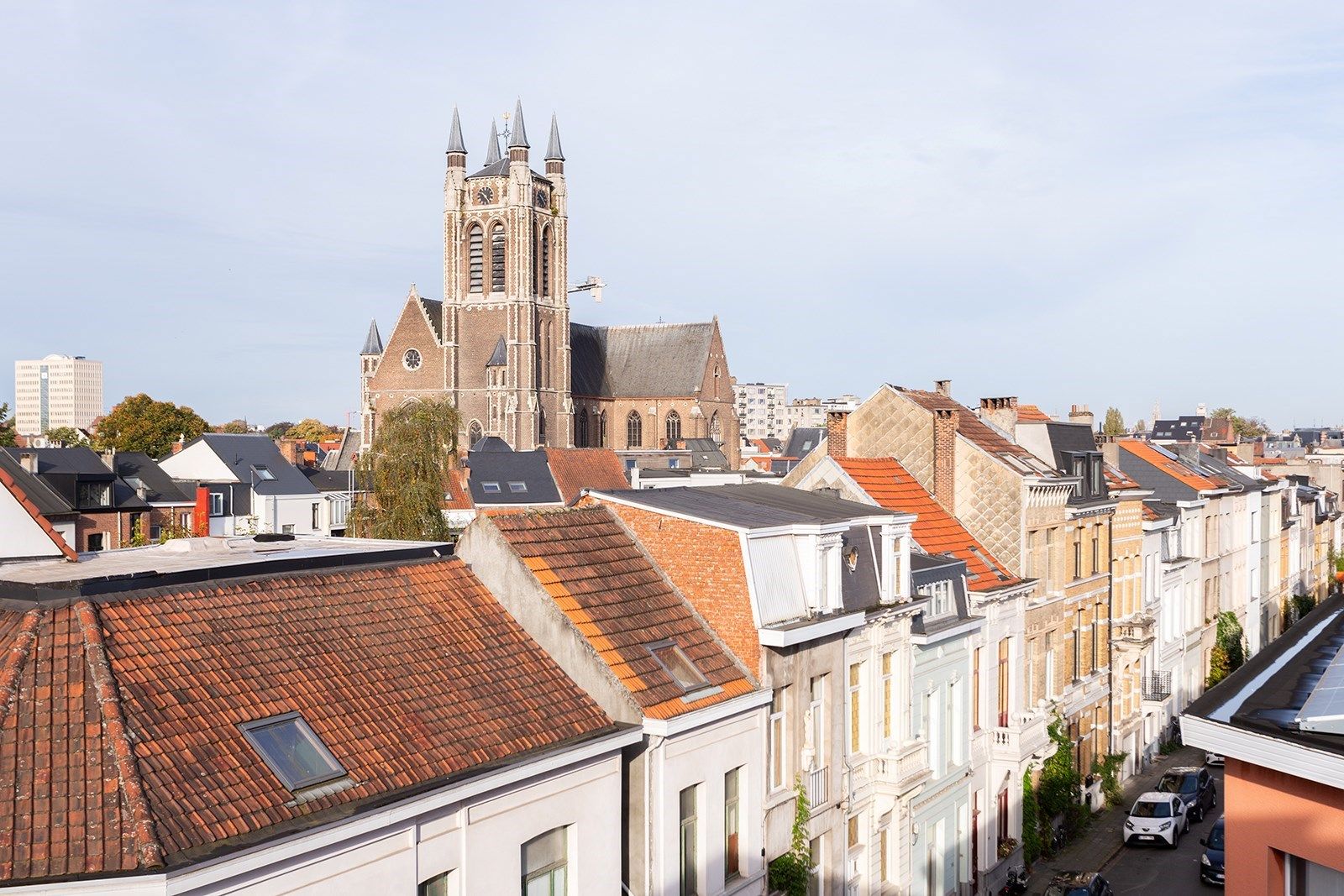 Industrieel Pareltje in Hartje Berchem met Ruim Terras foto 13