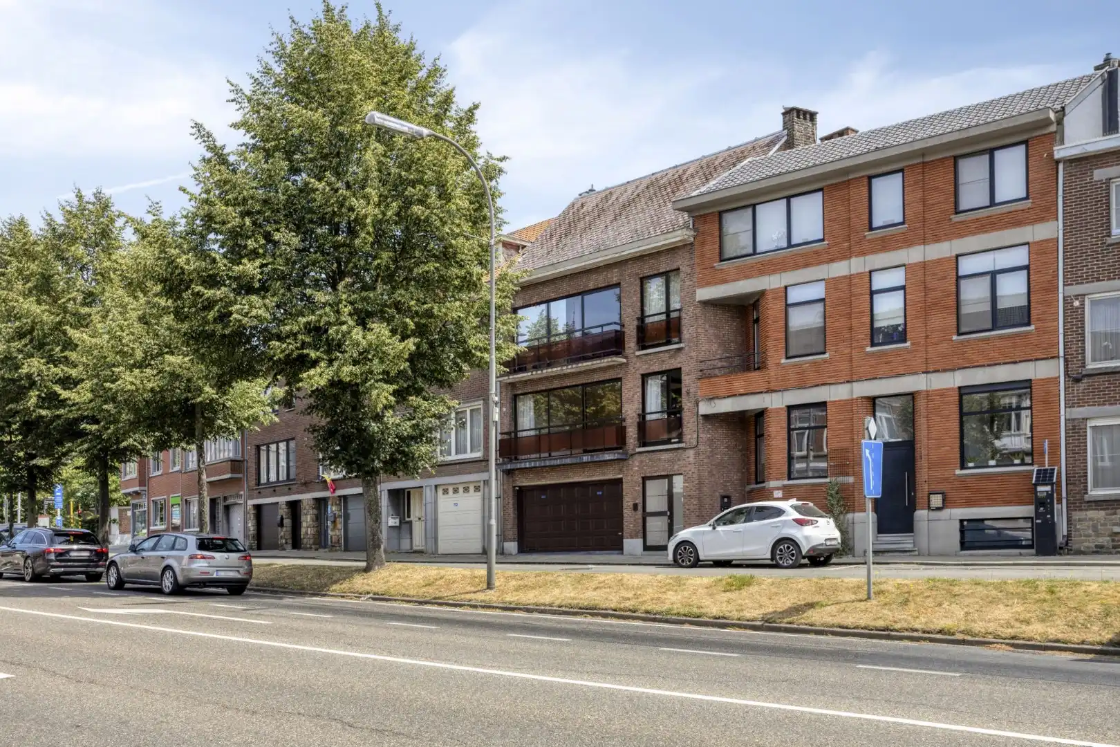 Gebouw met 2 appartementen, grote garage en gezellig terras - centrum Tongeren foto 26