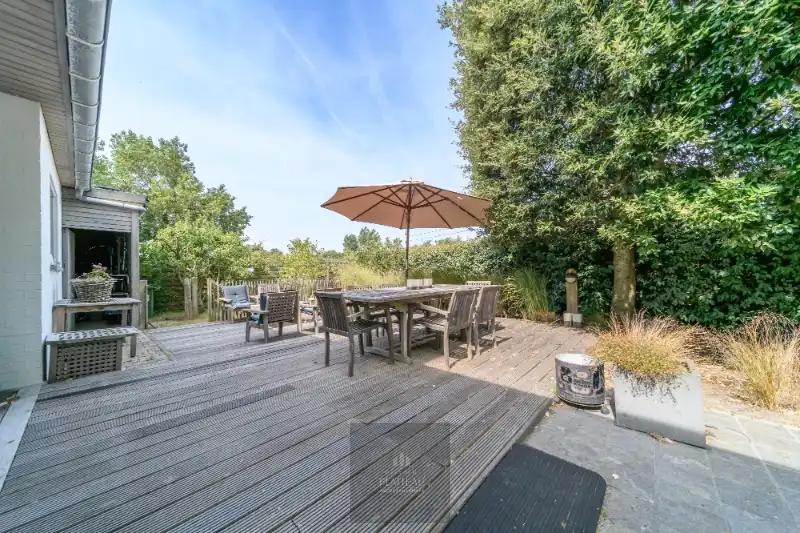 Charmante Mi Casa-villa op 1271m² op slechts 400 meter van zee. foto 3