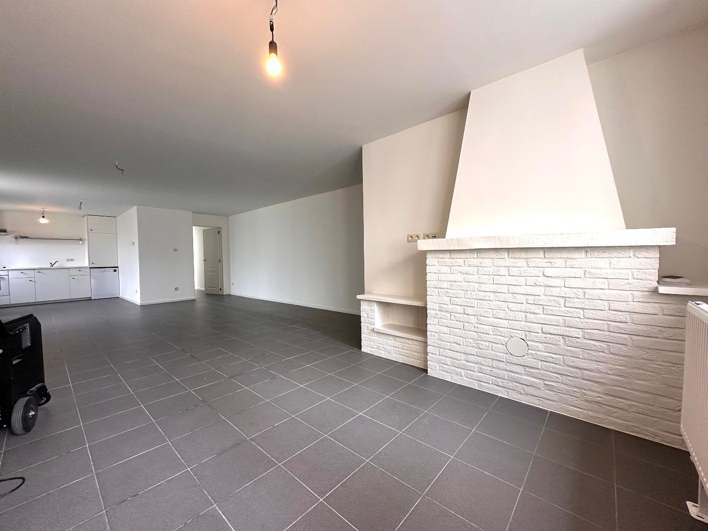 Volledig gerenoveerde woning te huur met goede ligging nabij het stadscentrum foto 4