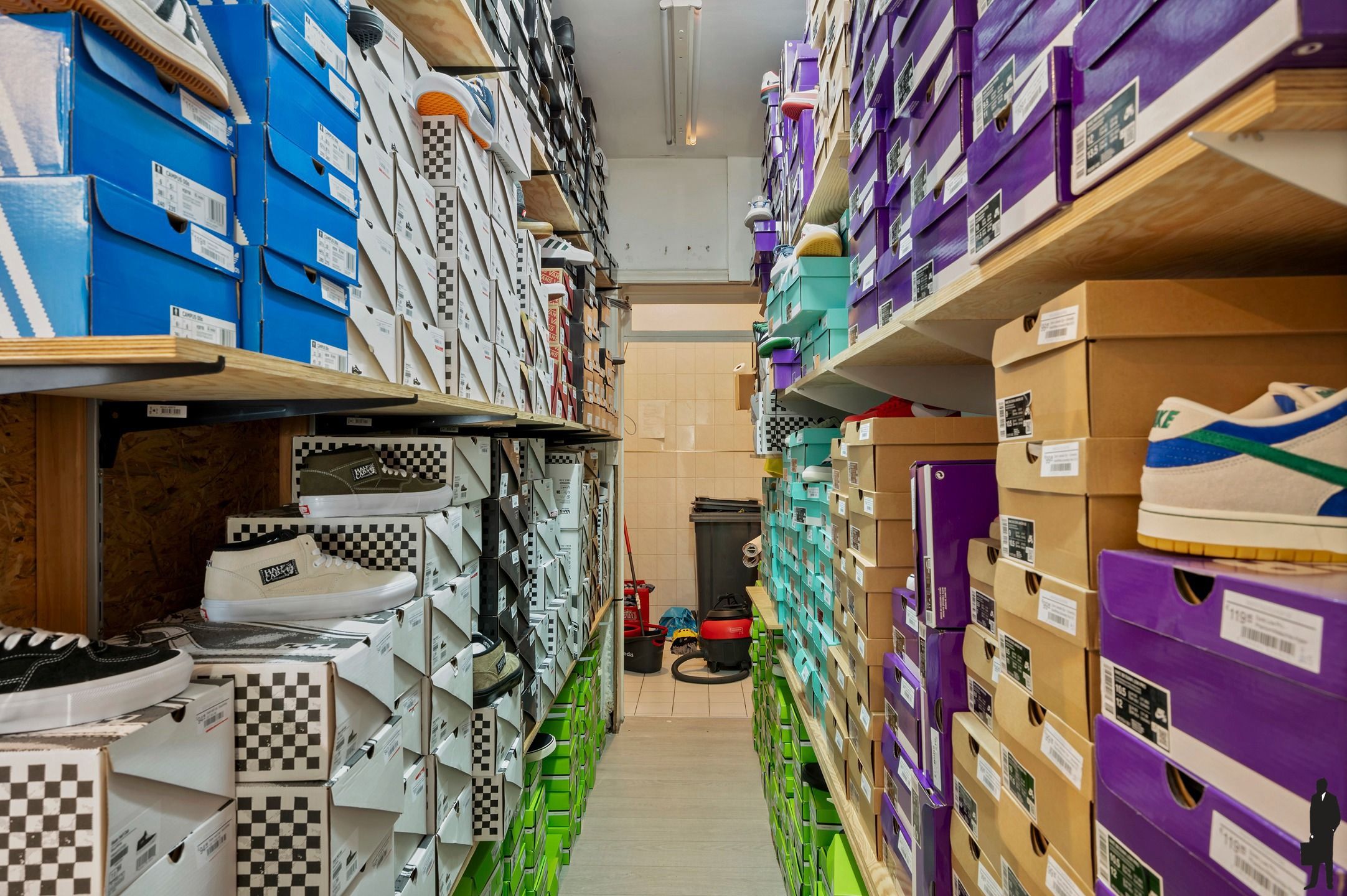 Handelspand van 140m² op toplocatie  foto 12