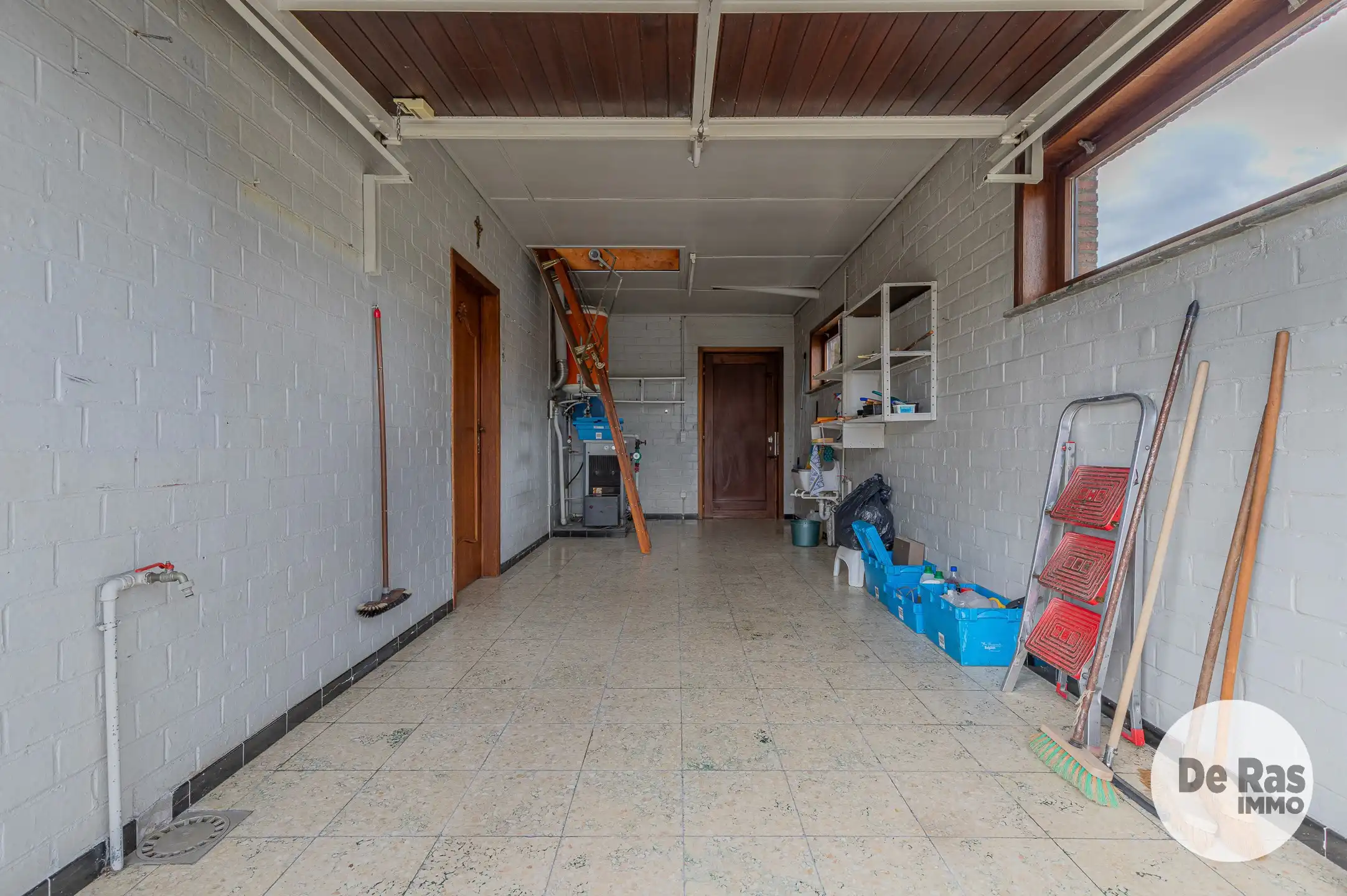 HERZELE - Bungalow in rustige woonwijk op toplocatie foto 13