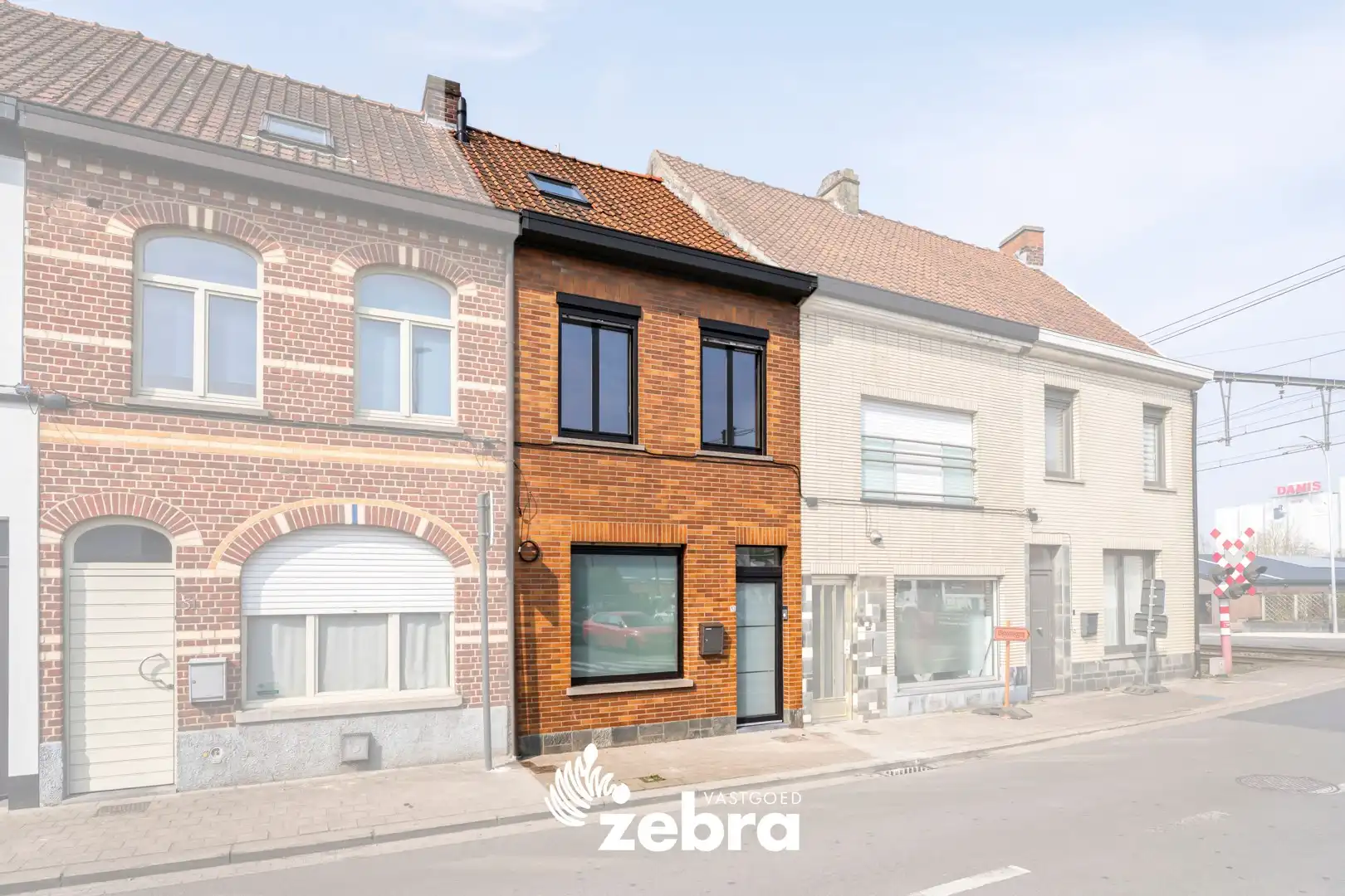 Volledig gerenoveerde woning met 3 slaapkamers en garage te Izegem! foto 17