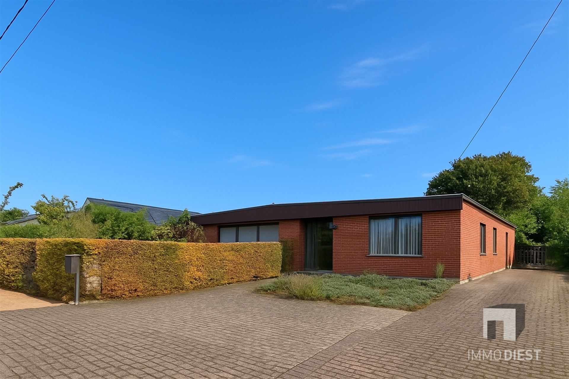 Hoofdfoto van de publicatie: Woning