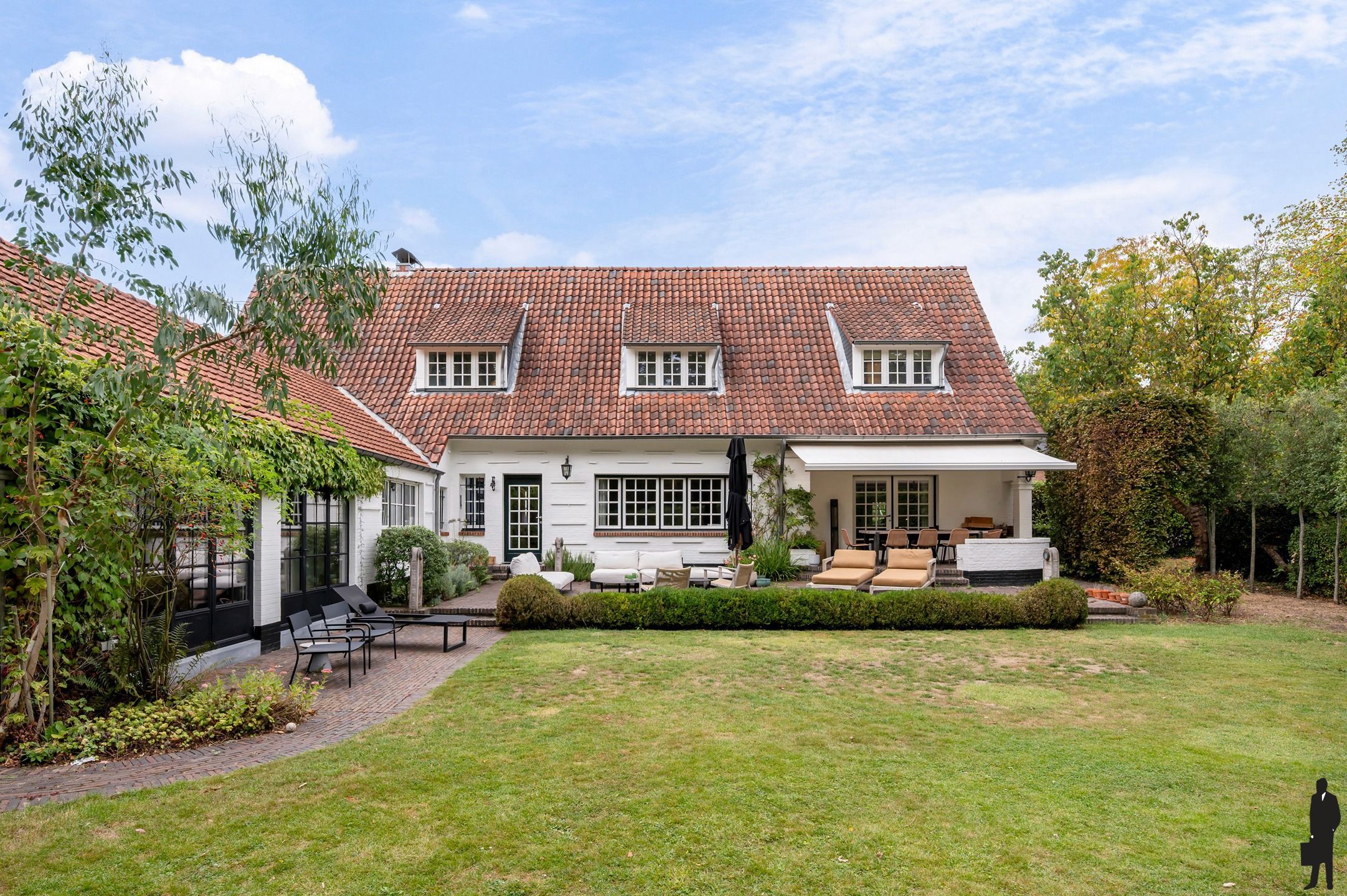 Zeer charmante gezinswoning op ca. 1.116m²  foto 25