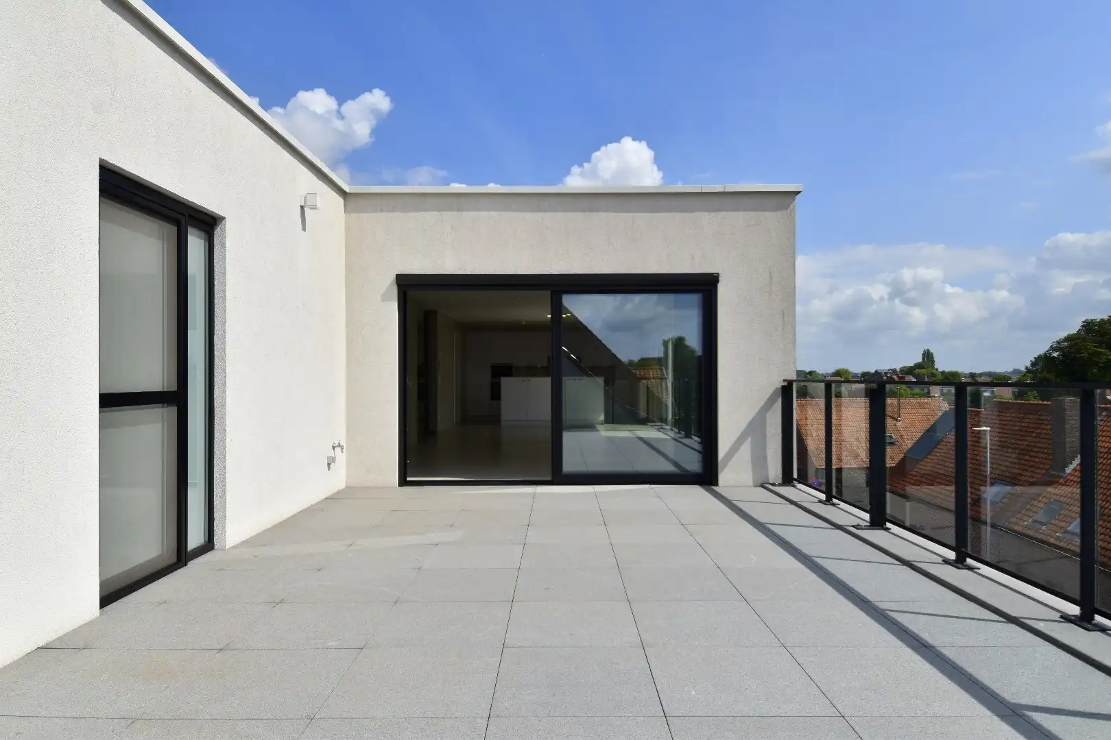 Prachtige penthouse met 2 slaapkamers en groot terras te centrum Ledegem foto 15