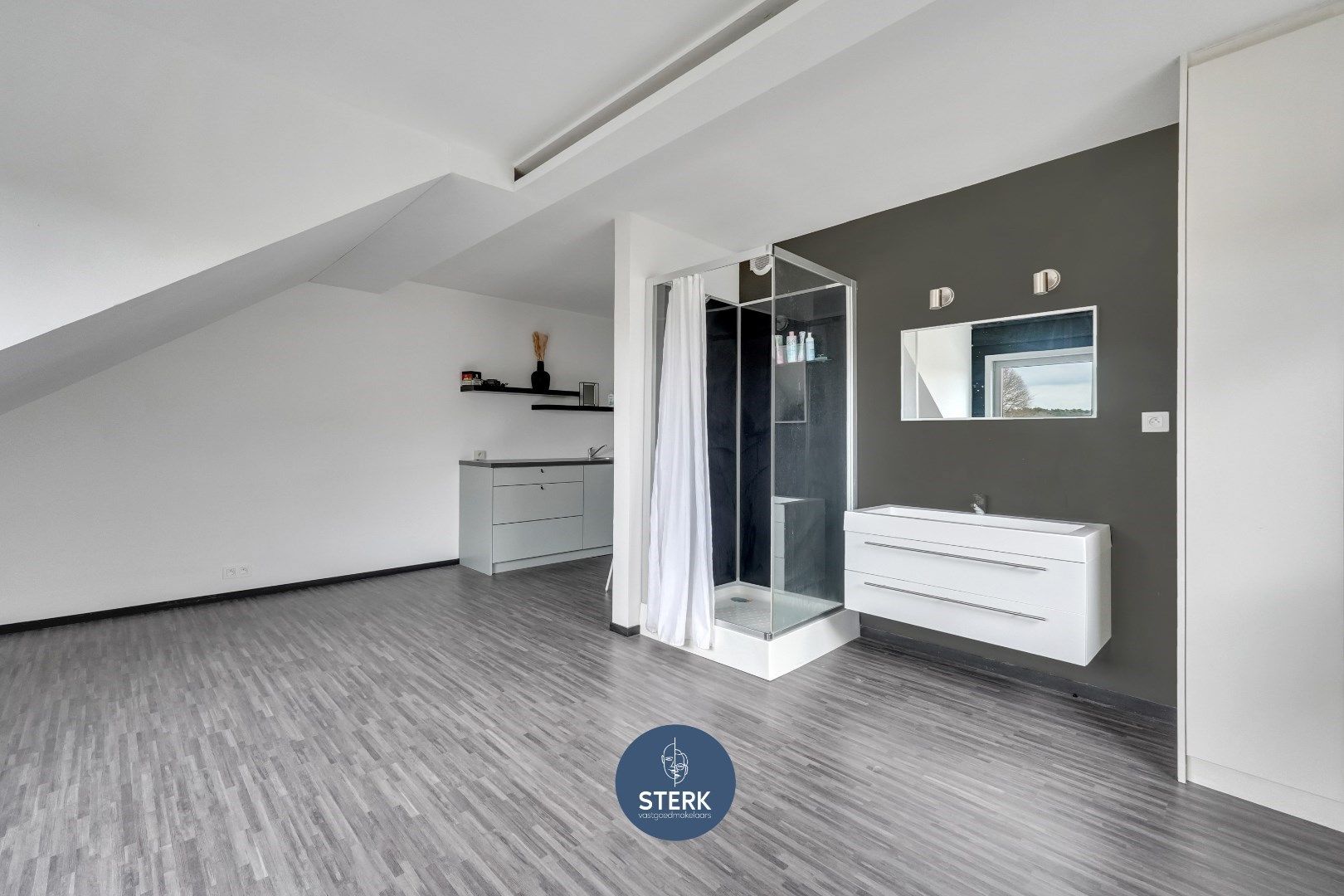 INSTAPKLAAR DUPLEX-APPARTEMENT MET ZOLDER TE MAASMECHELEN !  foto 17