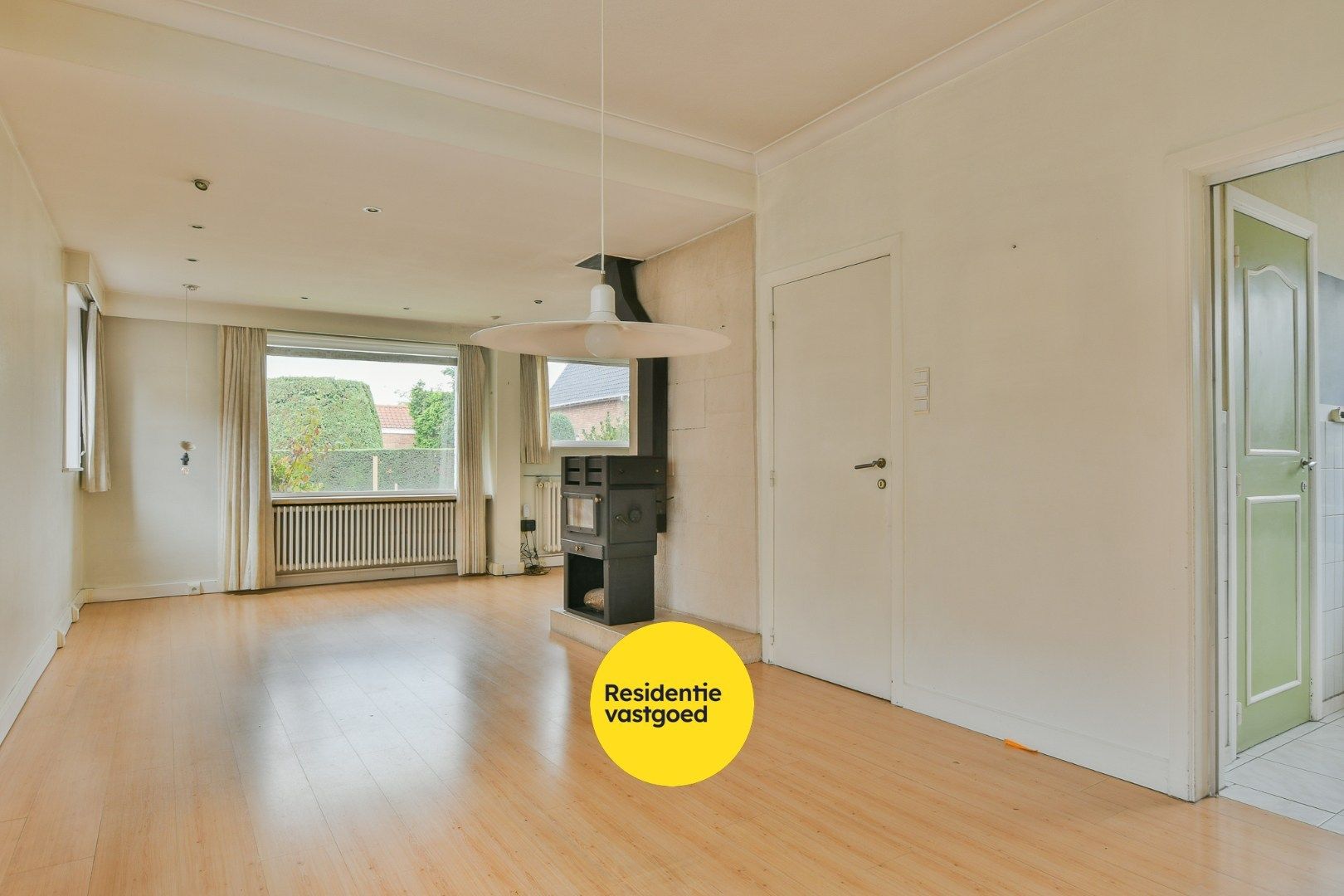 Ruime gezinswoning met potentieel te St-Michiels foto 4