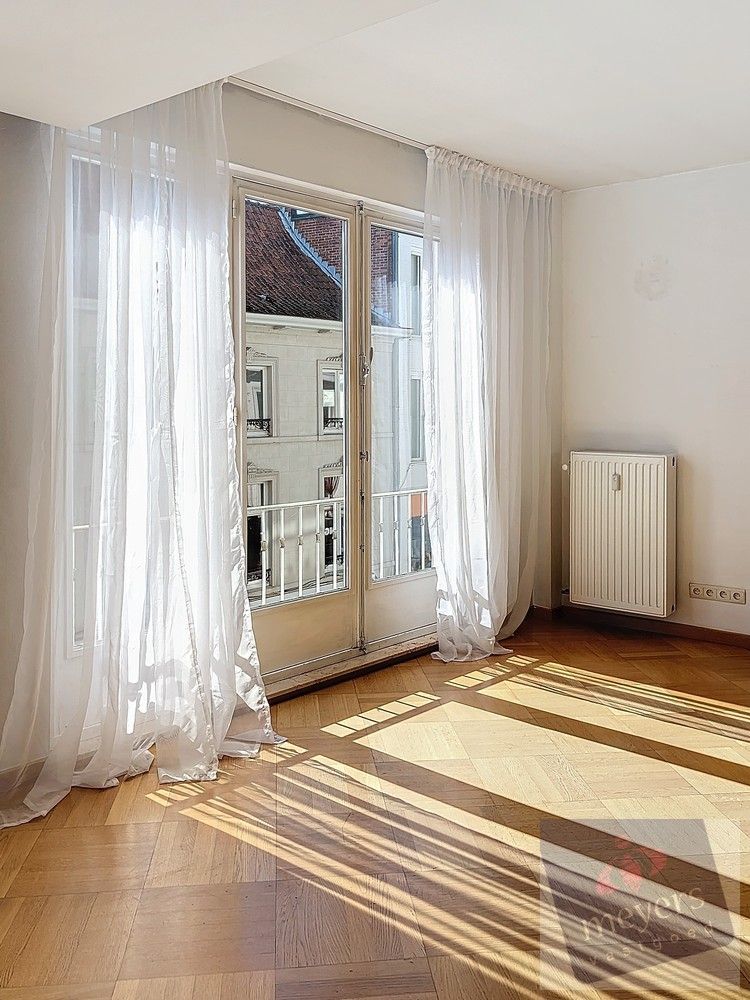 Unieke kans in hartje Hasselt – ruim appartement van 156 m² met optie tot opsplitsing foto 6