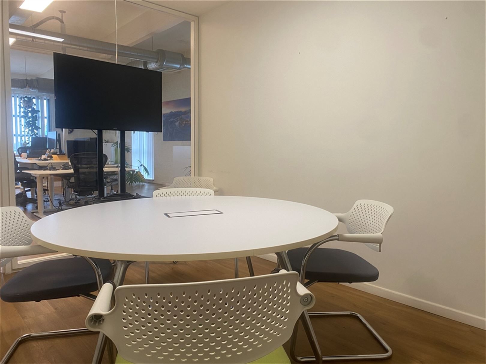 All-in gedeelde kantoren in Handelsdokcenter te Gent foto 10