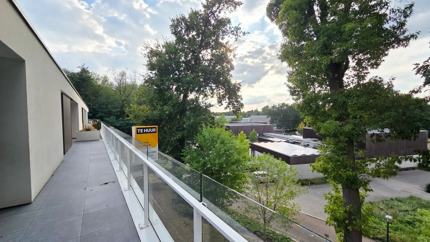PRACHTIG APPARTEMENT met assistentieoptie IN EEN GROENE PARKOMGEVING. foto 14