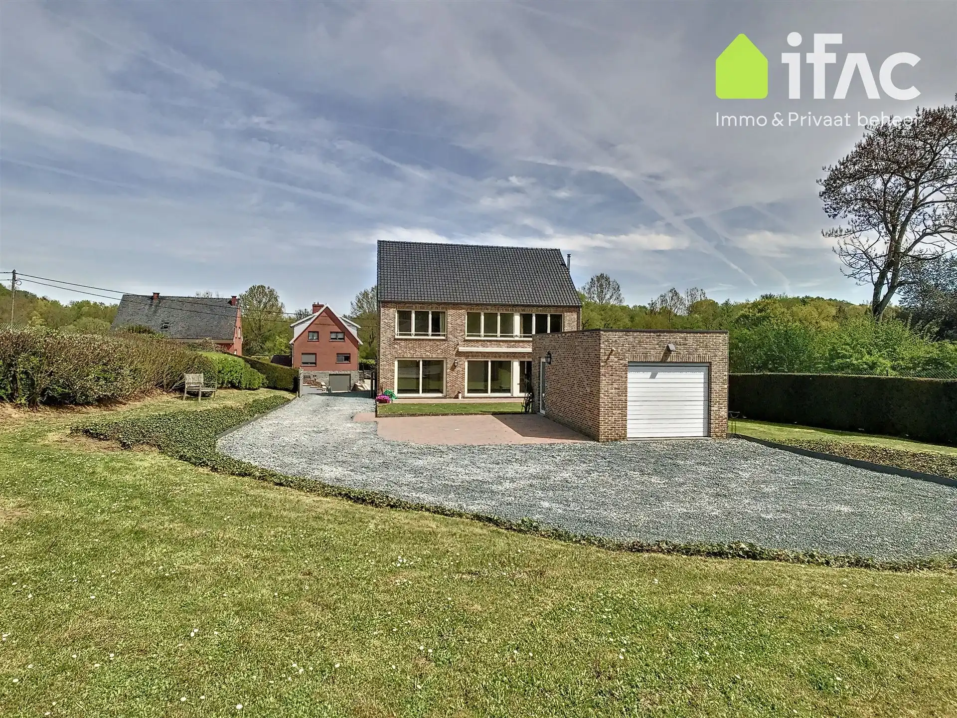 Landelijke villa met 4 slaapkamers  foto 2