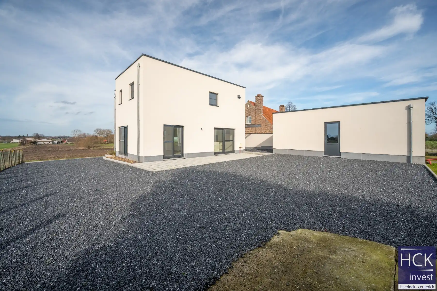 KRUISHOUTEM - Zeer gunstig gelegen luxueuze woning op 1.026 m² foto 9