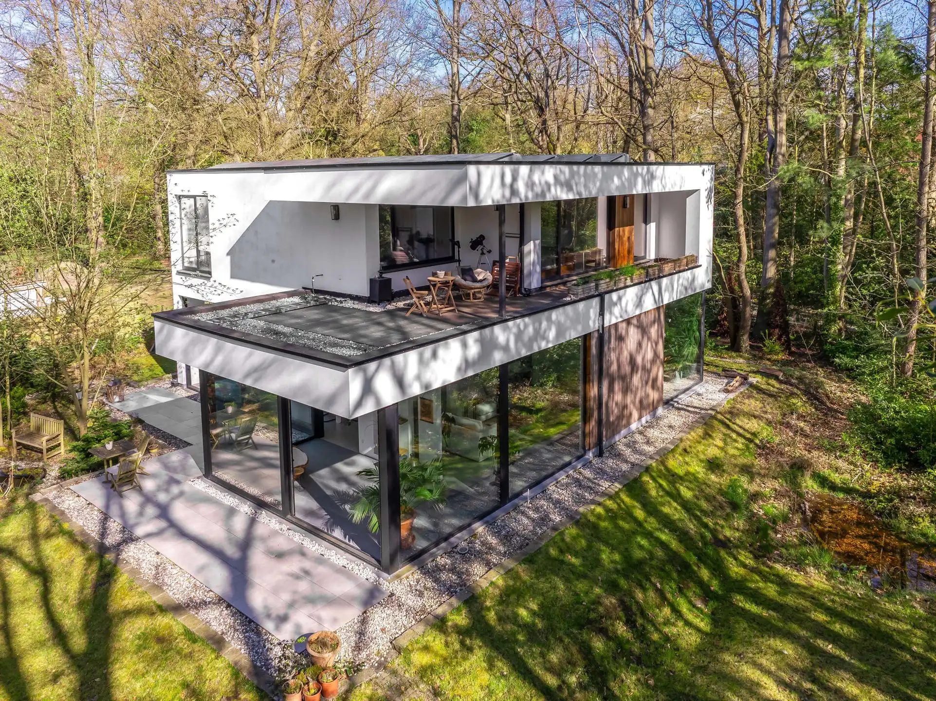 Energiezuinige moderne villa in het groene Schotenhof foto 2