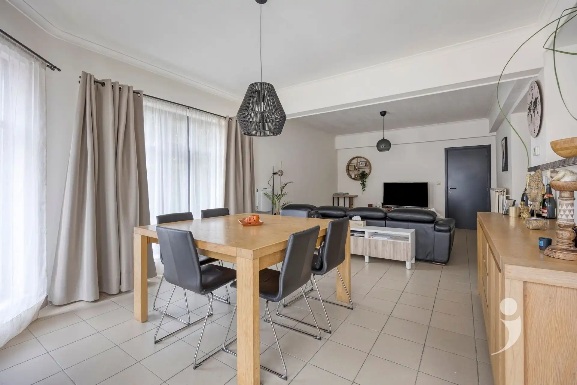 Ruim gelijkvloers appartement met 2 slaapkamers, binnenkoer en aparte inkom in Hombeek foto 10