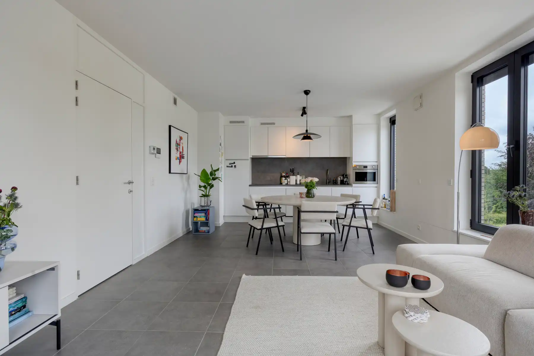 Heel mooie penthouse met 2 slaapkamers en terras van 130m² foto 4