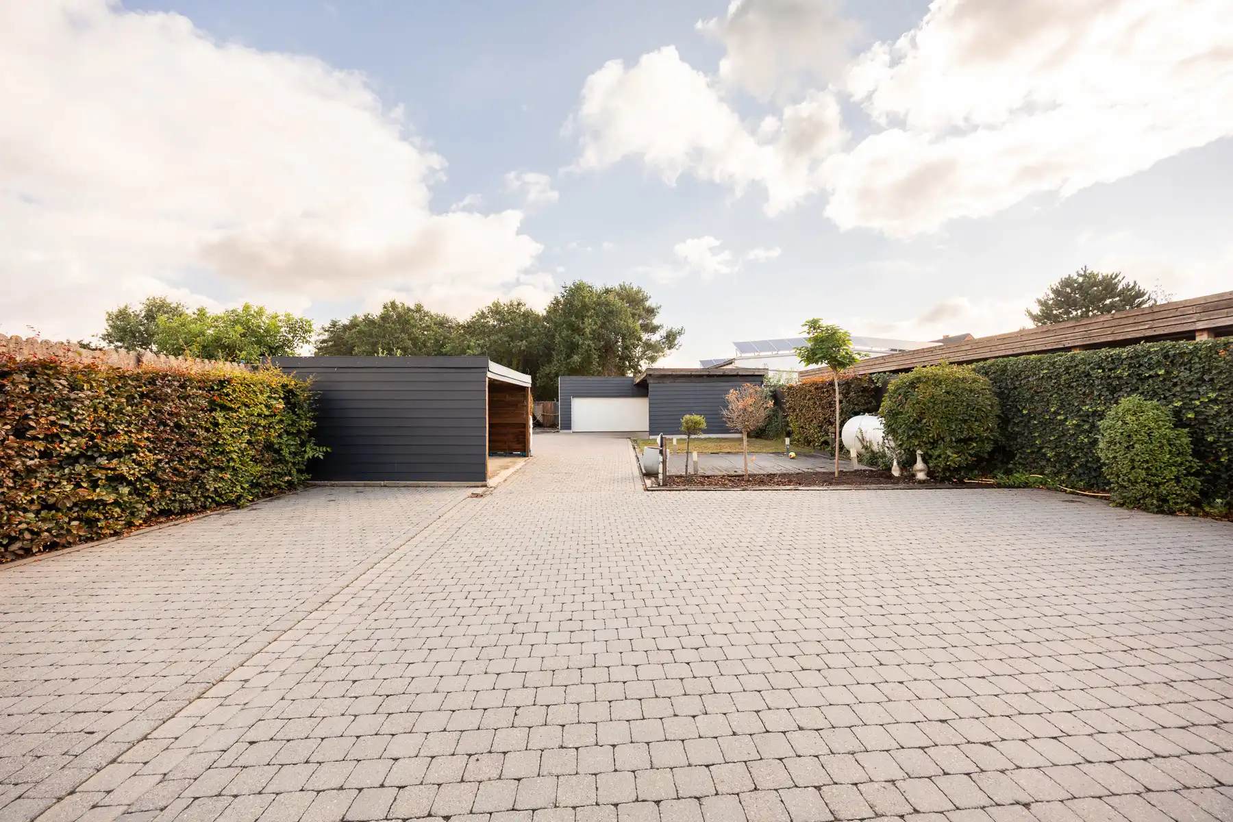 Veelzijdig handelspand met ruime woning op toplocatie foto 28