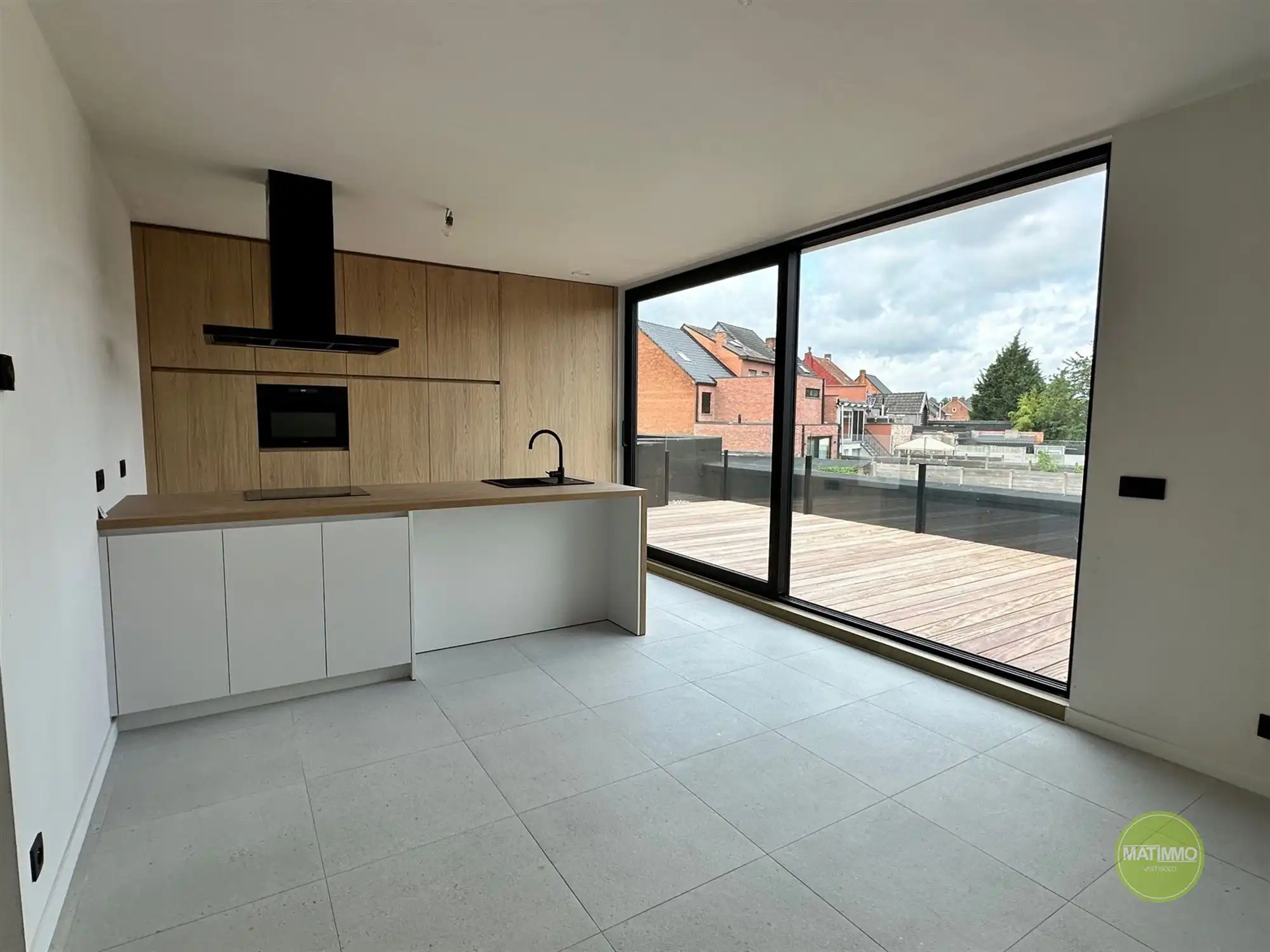 Stijlvol & nieuw duplex-appartement in Mol foto {{pictureIndex}}